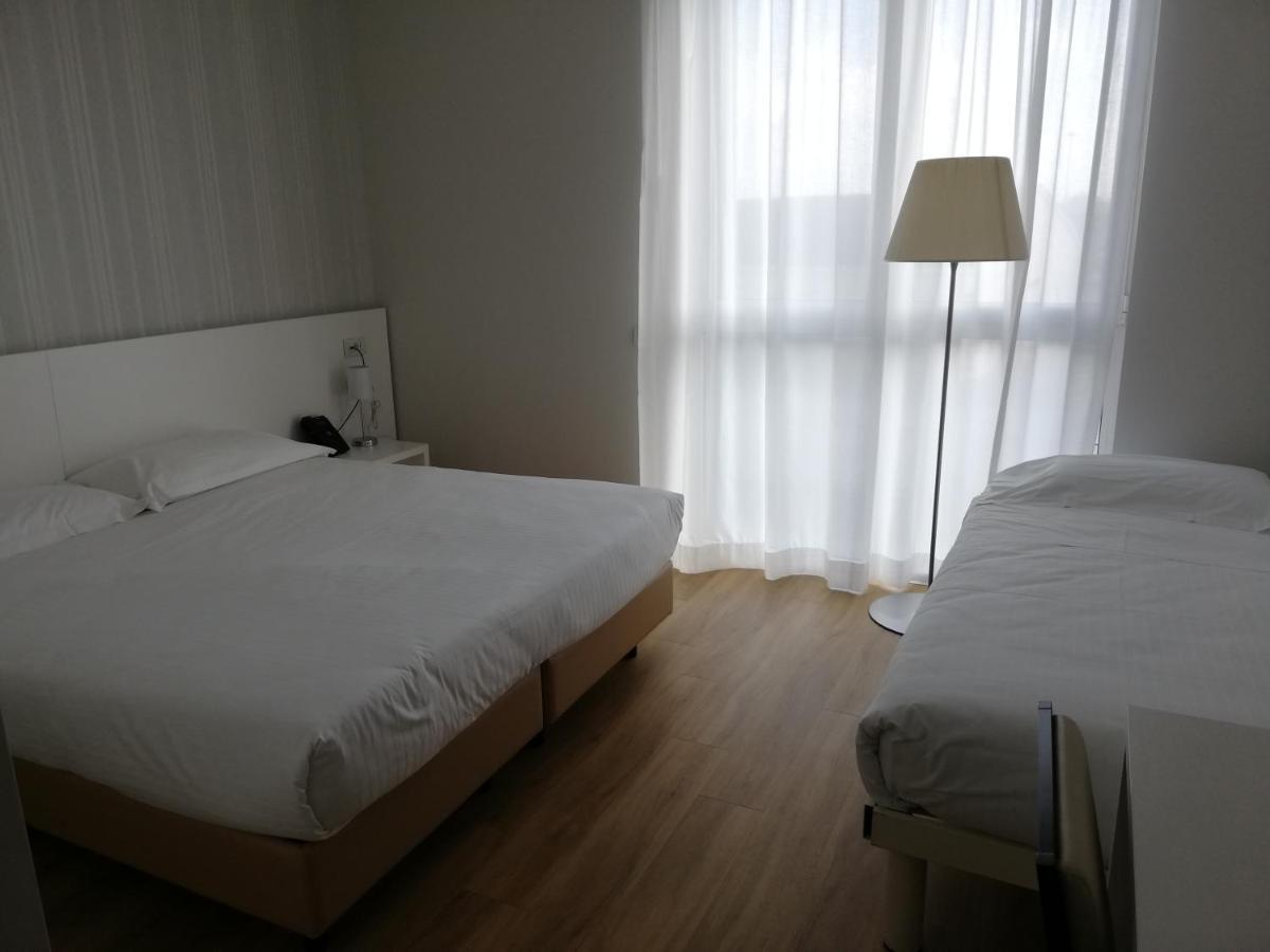 Novo Hotel Rossi Verona Esterno foto