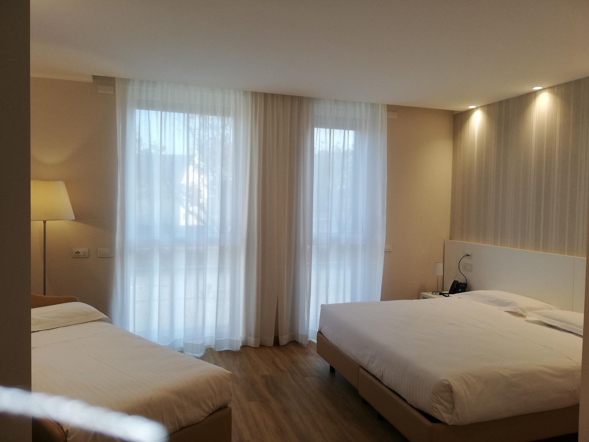 Novo Hotel Rossi Verona Esterno foto