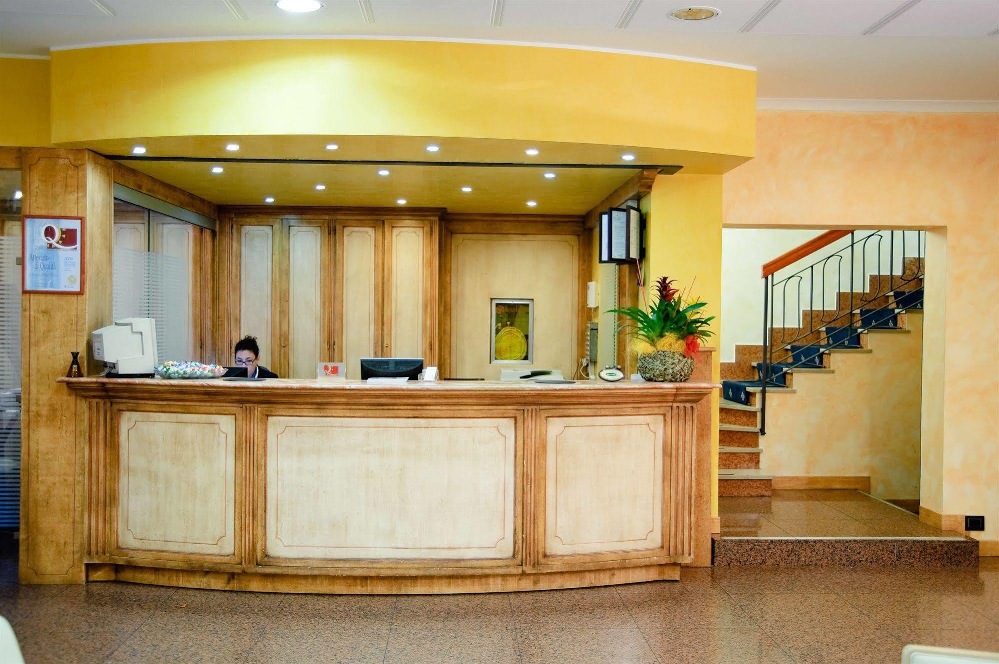Novo Hotel Rossi Verona Esterno foto